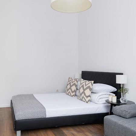 2-Bedroom Apartment - Dluga 65 Street Краков Экстерьер фото